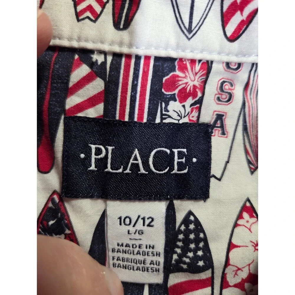 The Childrens Place Boys 10-12 Short Sleeve‎ Button Up Shirt Surfboard Print